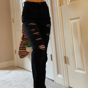 Black ripped mom jeans